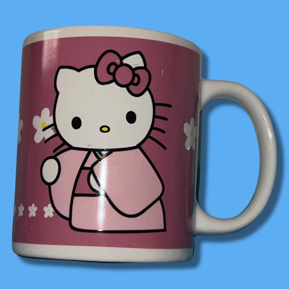 Hello Kitty Coffee Mug - Picture 4 of 6